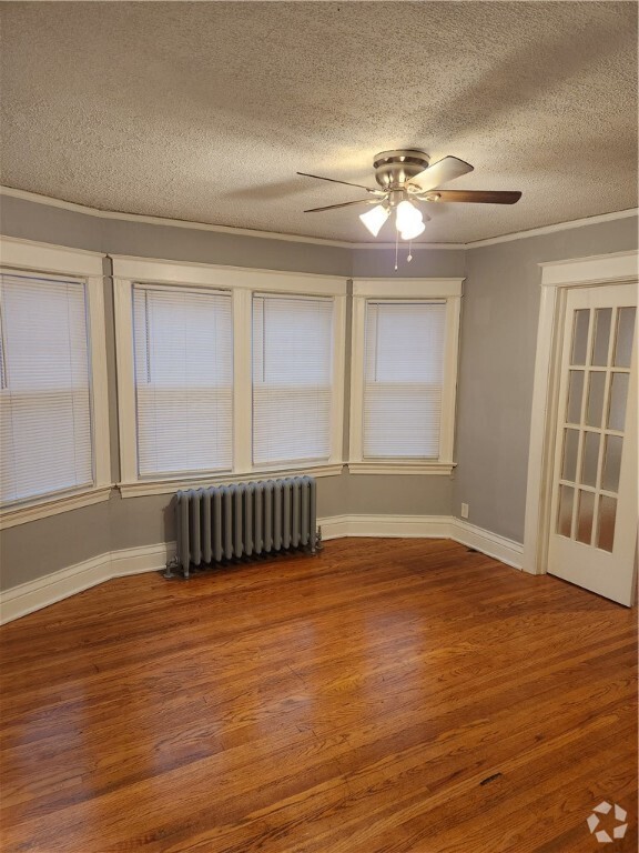 Building Photo - 110 Elmdorf Ave