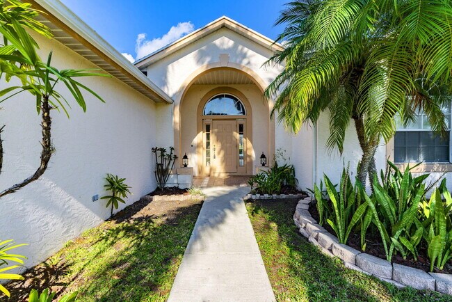 Building Photo - 967 SE Browning Ave