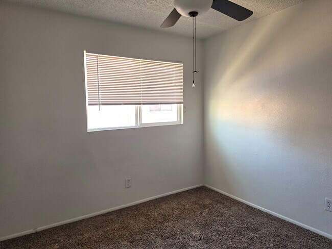 Building Photo - Prime Mesa Location with Community Pool & Strong Rental Appeal
