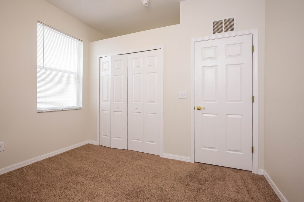 Building Photo - 6327 Bridgecrest Dr