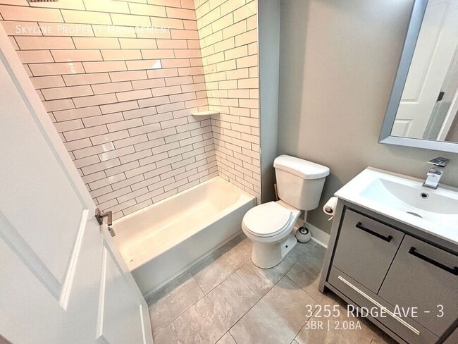 Building Photo - 3255 Ridge Ave