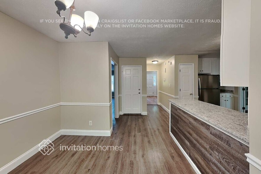 Building Photo - 110 Woodsong Dr