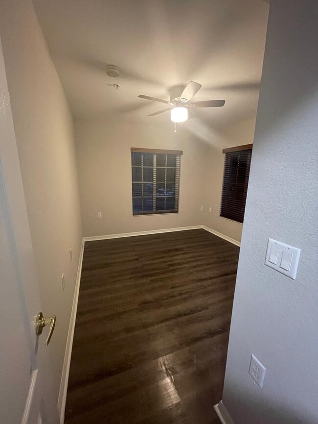 Building Photo - 9419 Ivy Brook Run
