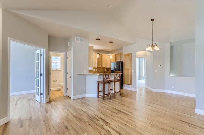 Building Photo - Beautiful townhome in Cottages of Berthoud...