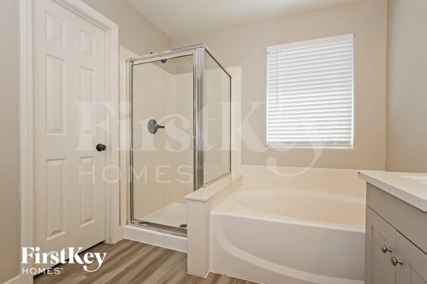 Building Photo - 817 Fort Mandan Ct