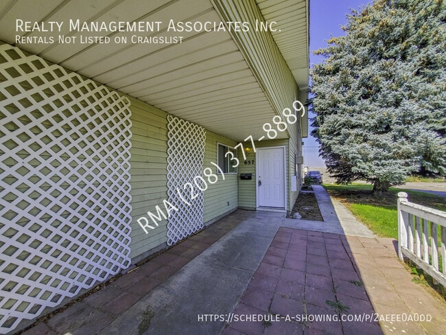 Building Photo - 657 White Cloud Dr