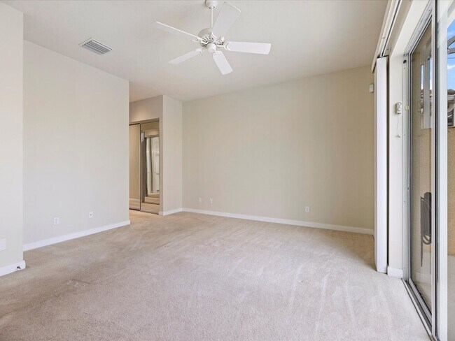 Building Photo - 4-bd,3-bth in The Isles-One Of Palmer Ranch’s Most Sought After Community