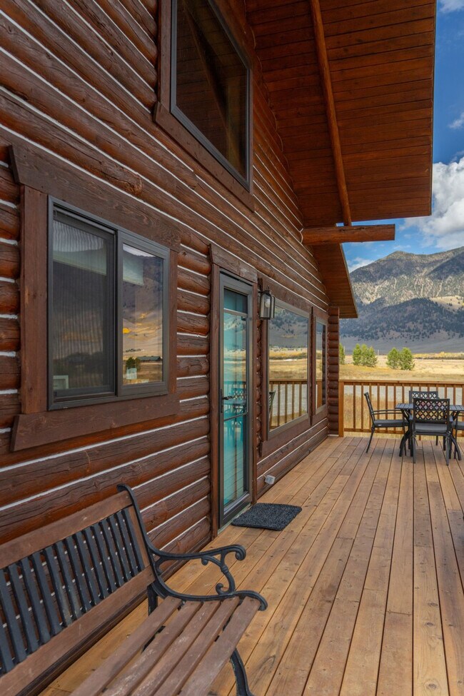 Building Photo - 5406 Henrys Lake Rd