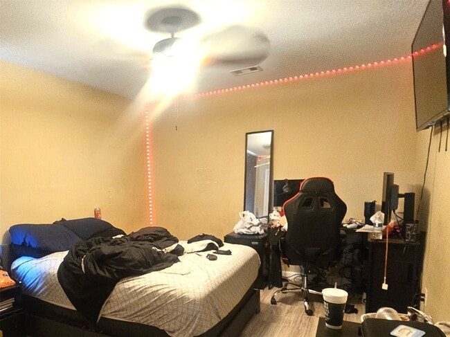 Building Photo - 15623 Harris Canyon Ln