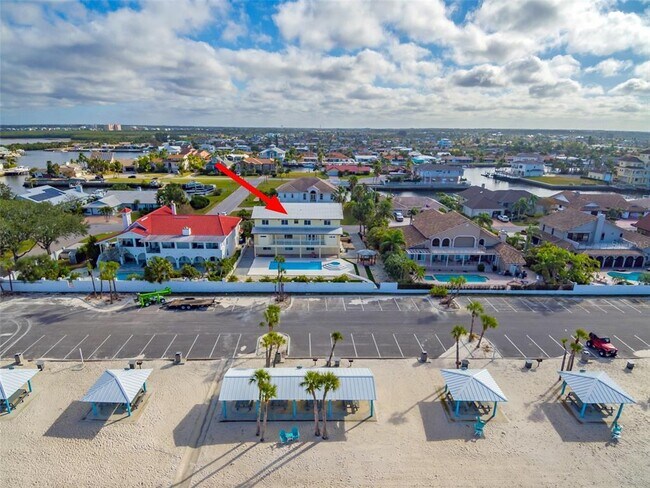 Building Photo - 5521 W Shr Dr