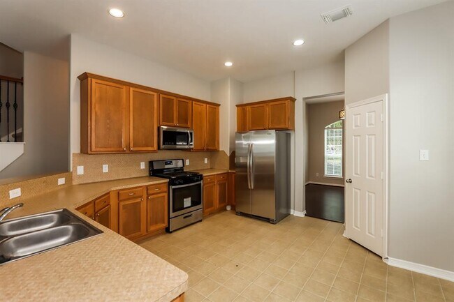 Building Photo - 1023 Casting Springs Way