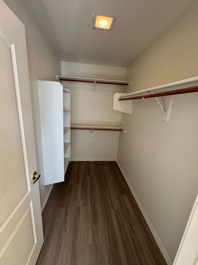 Building Photo - Chandler Home 3 bed - 2 1/2 bath with Loft...