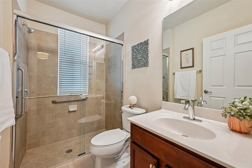 Building Photo - 4714 Monarch Way