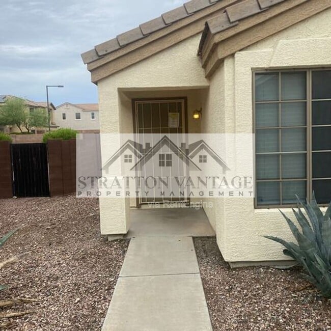 Building Photo - 864 S 239th Ln