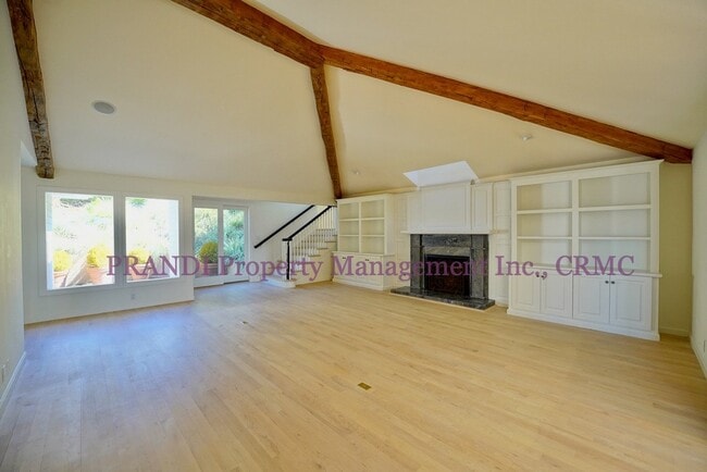 Building Photo - 3 Bartel Ct