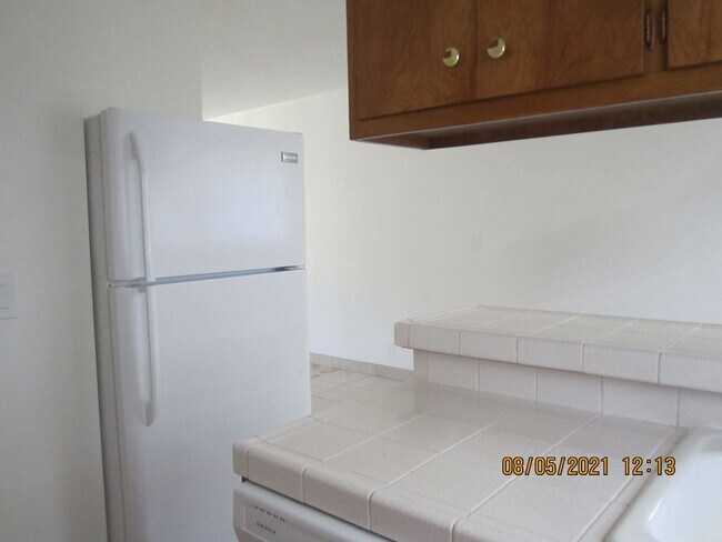 Building Photo - 2 br, 1 bath House - 4314 UNIVERSITY AVE #8