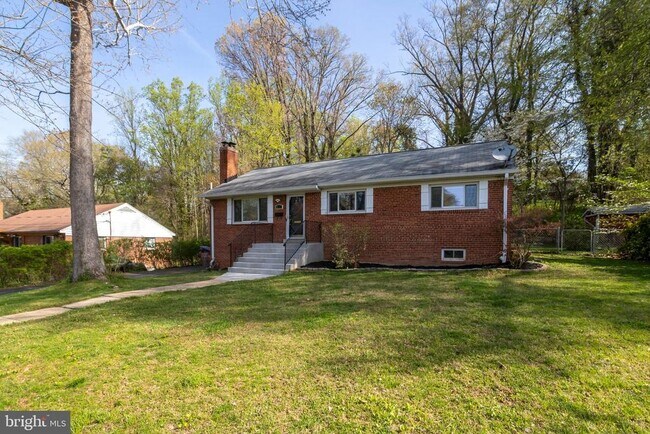 Building Photo - 3713 Lockwood Ln