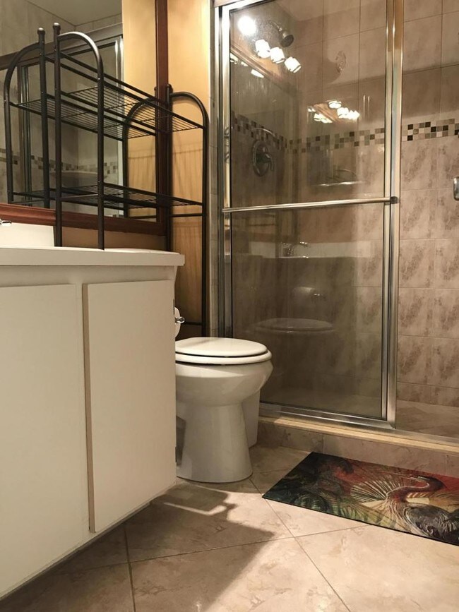 Building Photo - 5704 Channel Dr