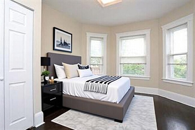 Building Photo - 41 St Edward Rd