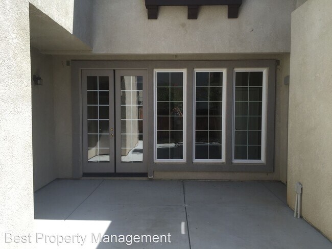 Building Photo - 5 br, 4 bath House - 337 Foothill Drive