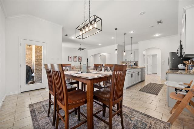 Building Photo - 441 Corriente Trail