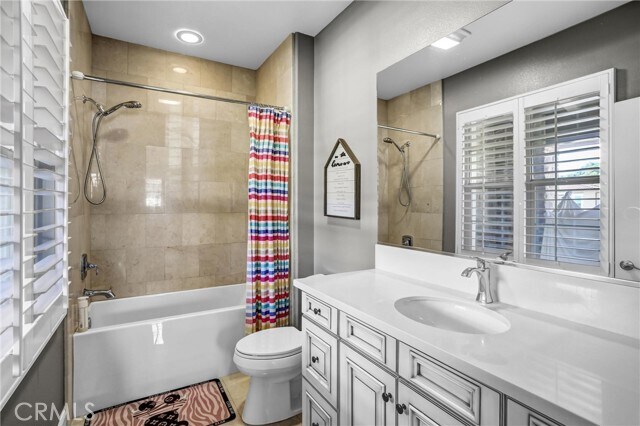 Building Photo - 1232 Inspiration