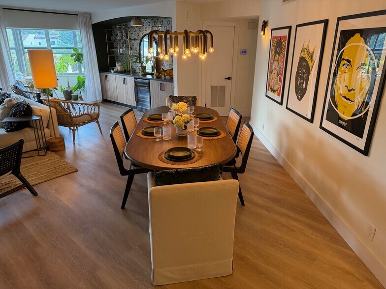 Building Photo - 818 SE 4th St