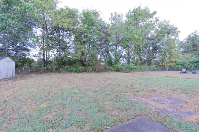 Building Photo - 1023 Shadow Ridge Ave