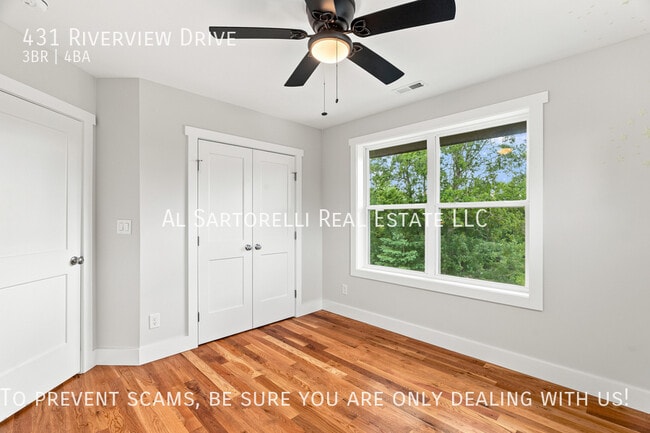 Building Photo - 431 Riverview Dr