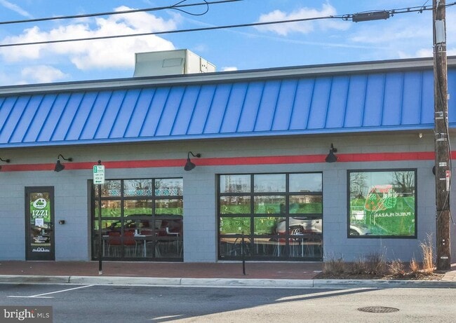 Building Photo - 549 Florida Ave