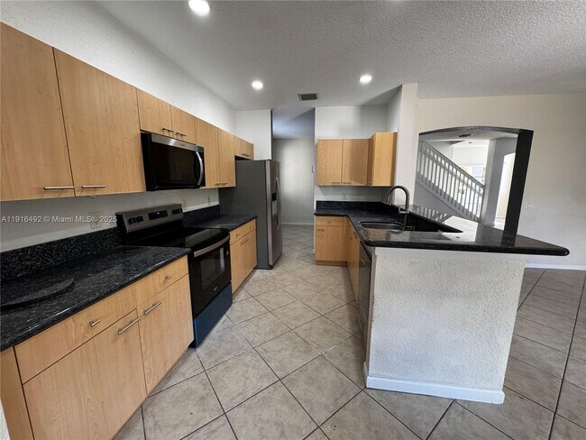 Building Photo - 1007 Bamboo Ln