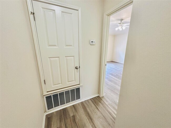 Building Photo - 2205 Boyds Way