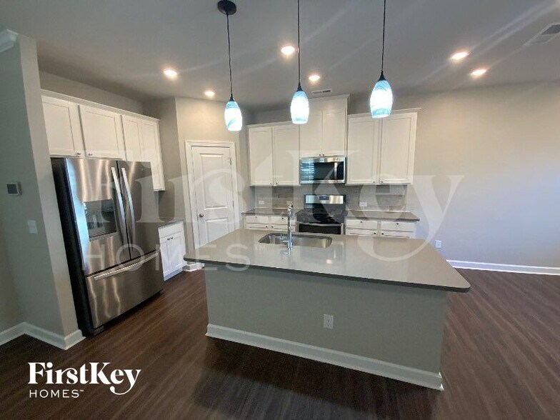 Building Photo - 11733 Mesquite Rd