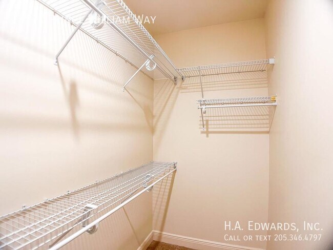 Building Photo - 13931 Prince William Way