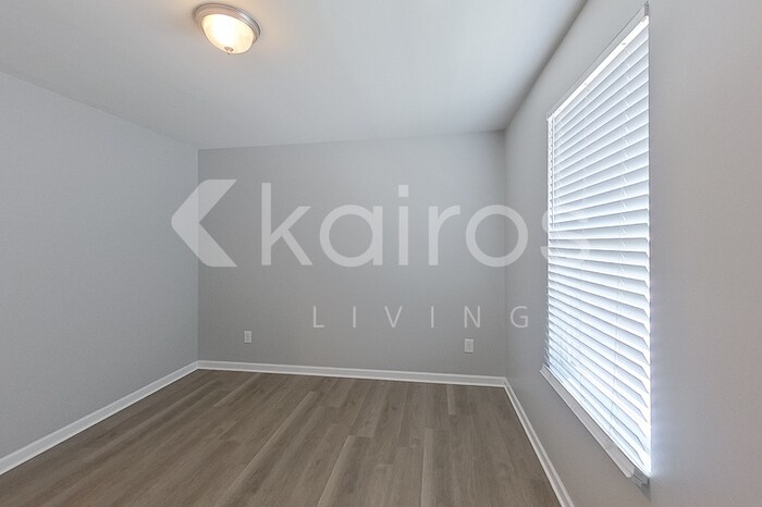 Building Photo - 1233 Zoysia Dr