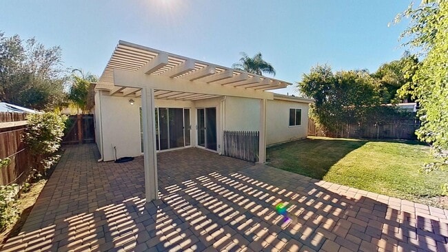 Building Photo - 25621 Califia Dr