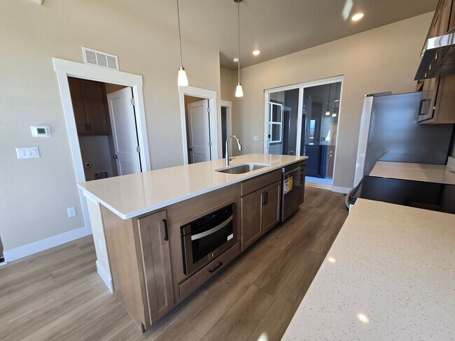 Building Photo - Brand New House with Breathtaking Views of Pikes Peak