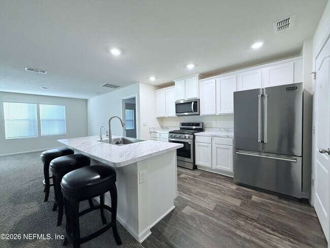 Building Photo - 313 Jarama Cir