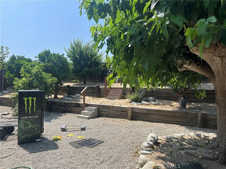 Building Photo - 45943 Bentley St