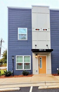 Building Photo - 1511 Fort Bragg Rd