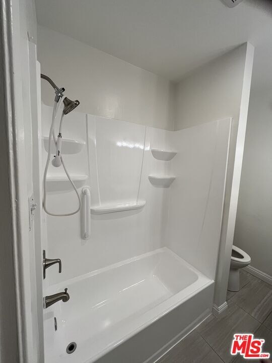 Building Photo - 3800 W Legion Ln