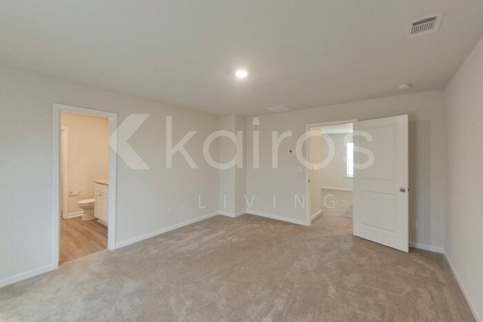 Building Photo - 3564 Bridgewood Dr