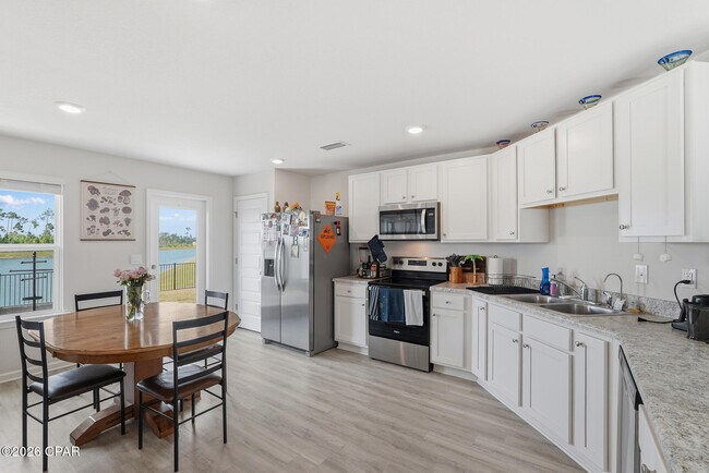 Building Photo - 6513 Slabinski Ln