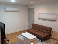 Building Photo - 6117 Bandera Ave