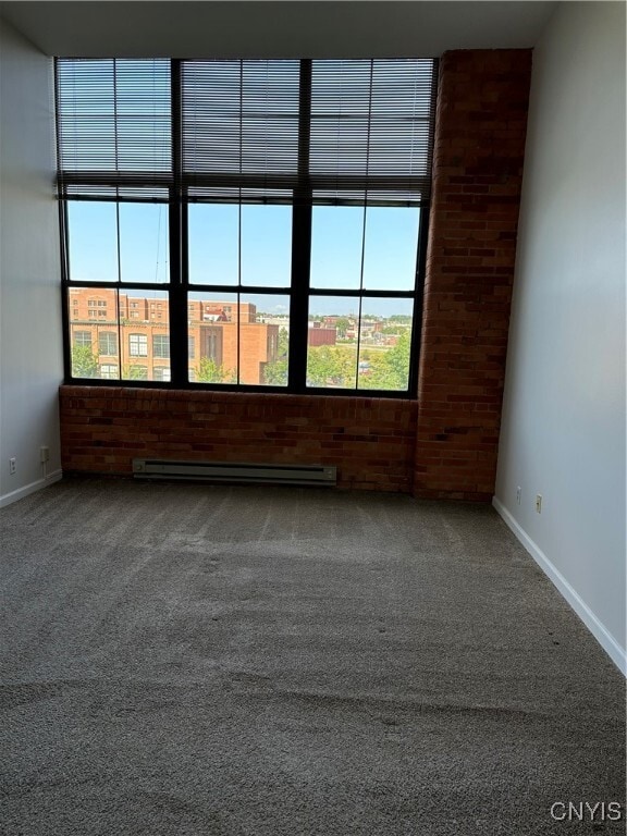 Building Photo - 526 Plum St