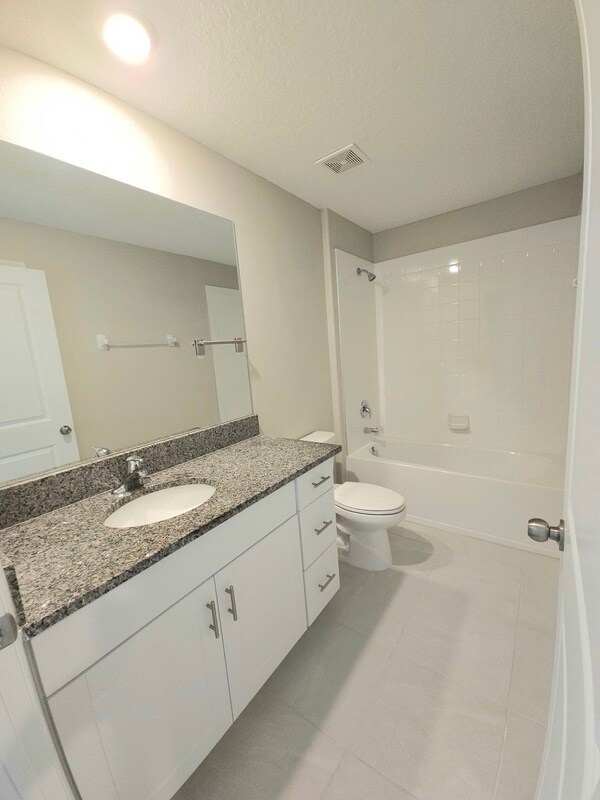 Building Photo - 13079 SW 43rd Ave Rd