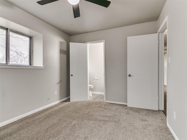 Building Photo - Super 4 Bed 1.5 Bath in the South Gate Addn in Moore, OK