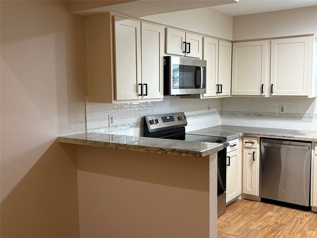 Building Photo - 14515 Wunderlich Dr
