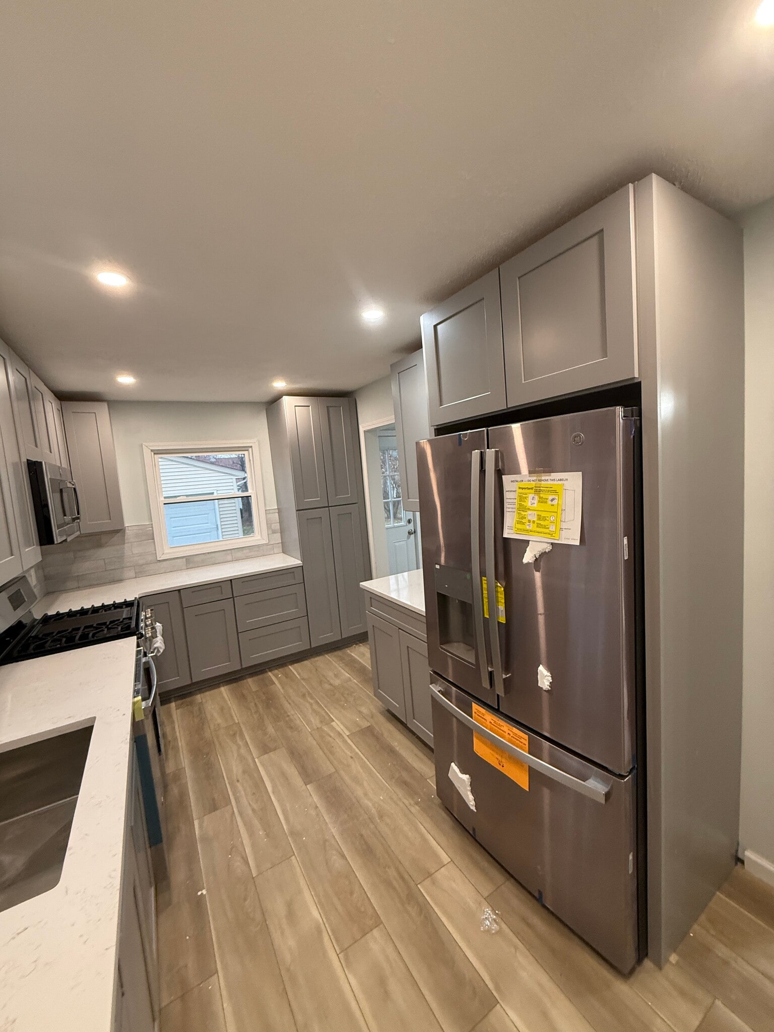 kitchen - 4185 Eastway Rd