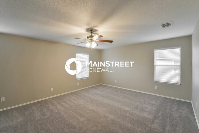 Building Photo - 3 Bedroom Pet-Friendly Home in San Antonio, TX with Main Street Renewal